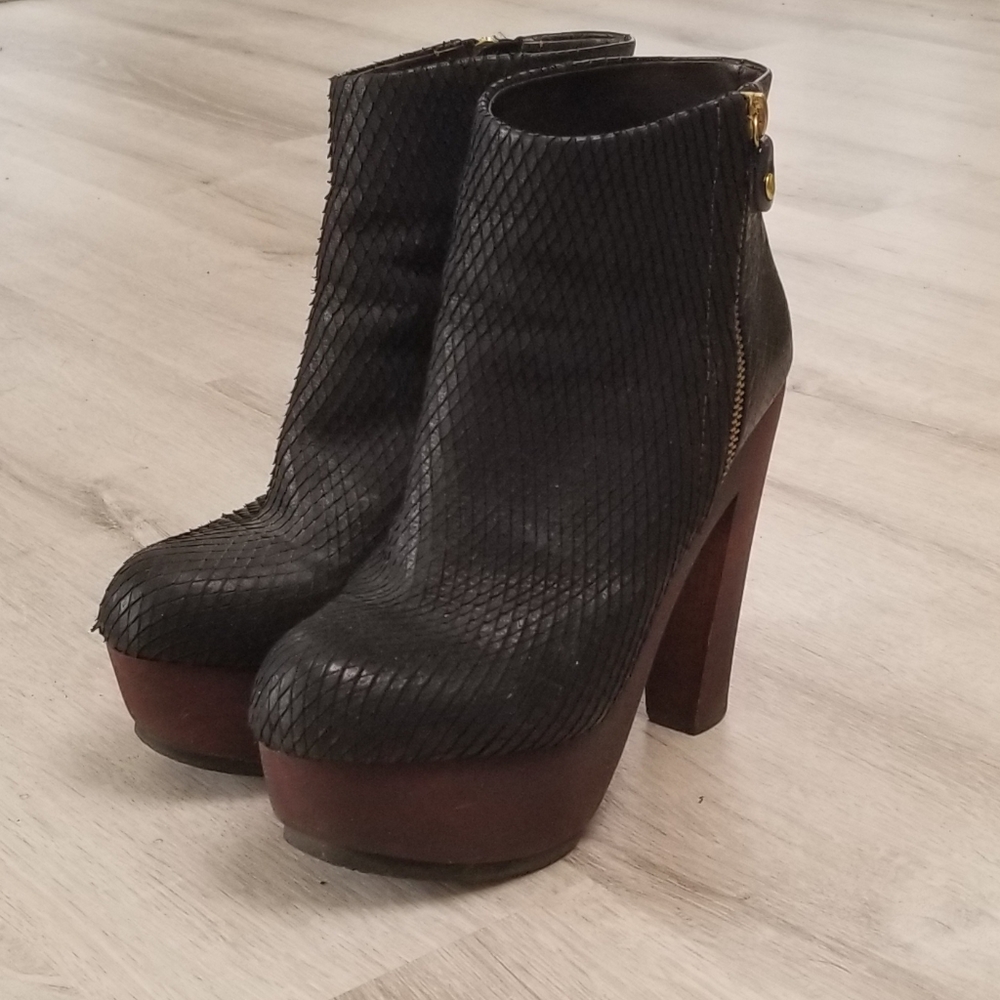 Vintage Platform Glam Boots, Black ankle Booties, Disco heels